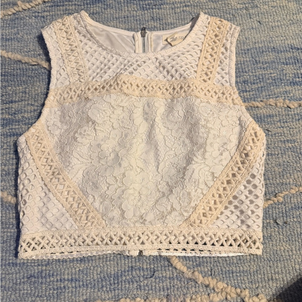 Forever 21 White and Cream Lace Crop Top